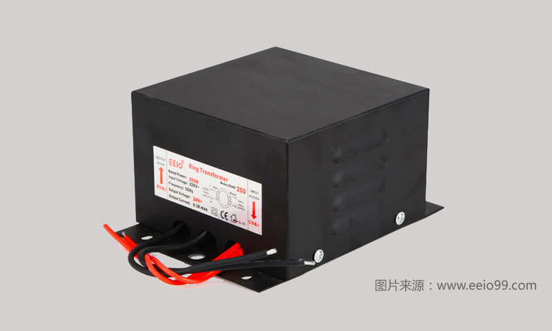 戶(hù)外立式防雨變壓器