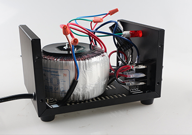 圣元（環(huán)形）變壓器70W應用實景